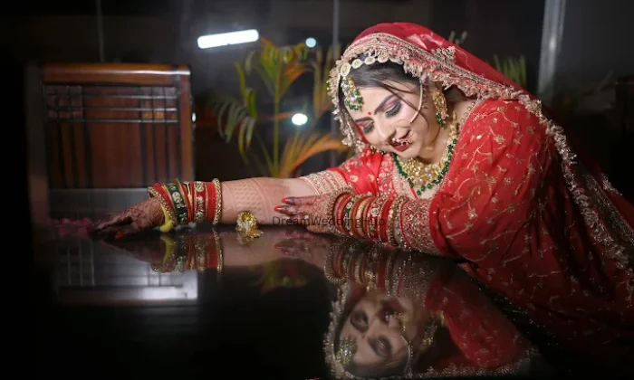 Candid Clicks