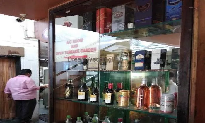 Captain Family Restaurant And Bar