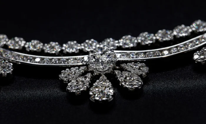 Caratlane Jewellery Kangra