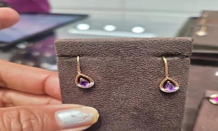 Caratlane Jewellery Spectrum Metro Mall, Noida