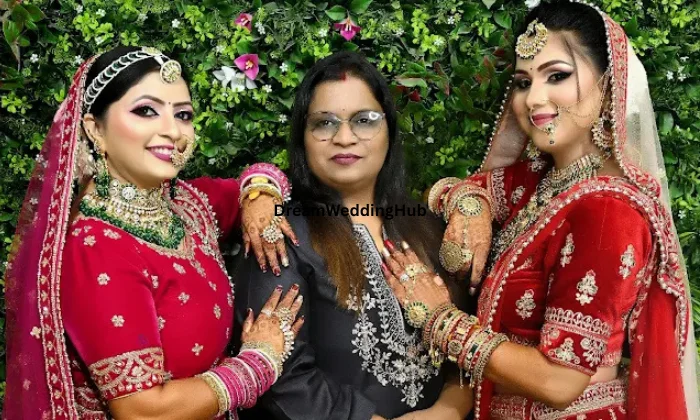 Care Makeup Studio