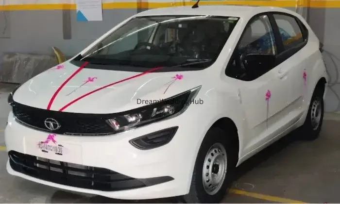 Carzmax India Self Drive Car Rental