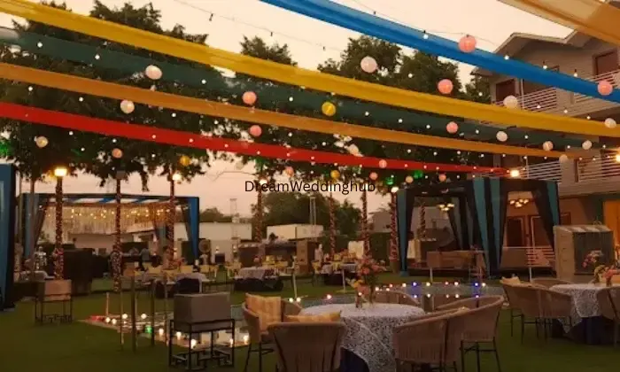 Chiraj Resort