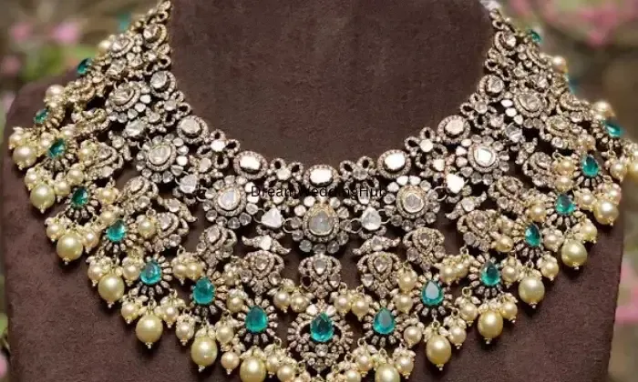 Chohan Ornaments