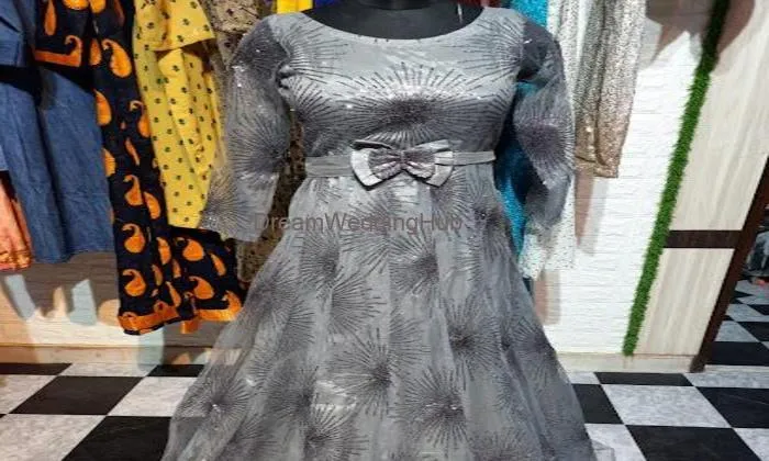 Cinderella's Closet De-boutique