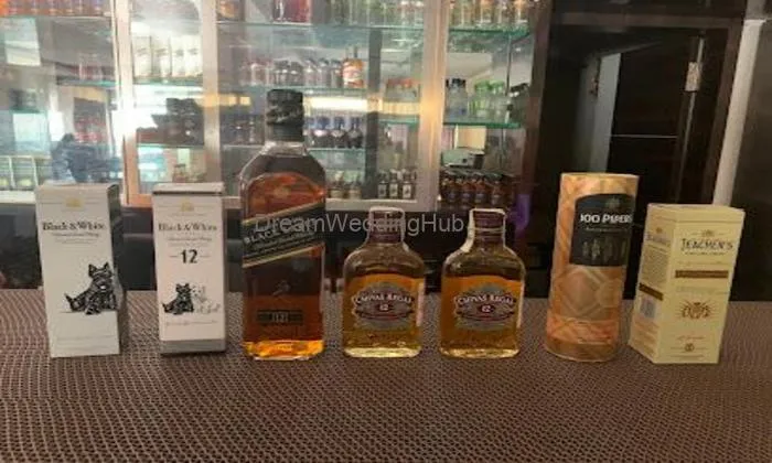 Cocktail Bar & Restaurant