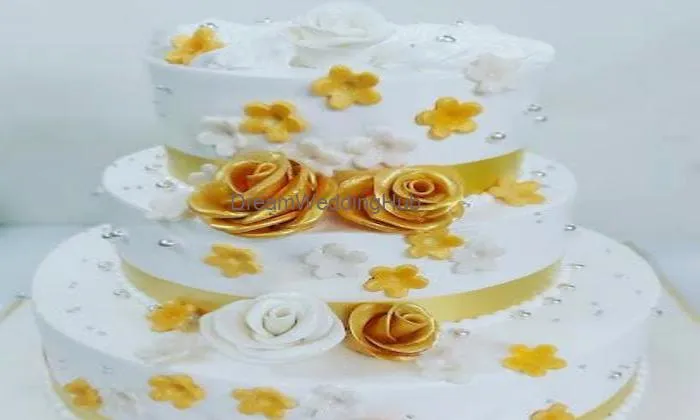 Coco Cakes And Redburry Cakes