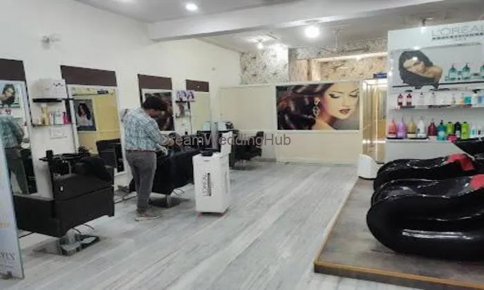 Colours - A Unisex Salon Colours - A Unisex Salon
