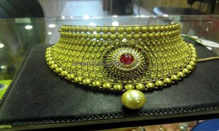 Corals Gems & Jewels