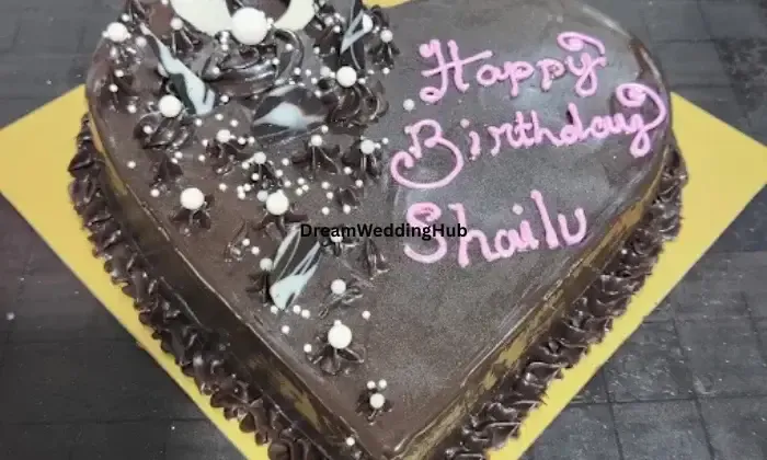 Crazy Cakes And More