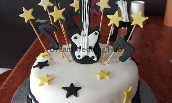 Creams And Cakes