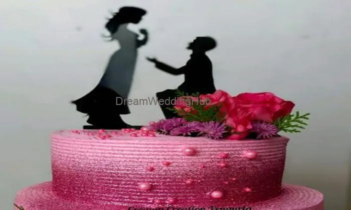 Creamy Creation Cake & Cakes Material.