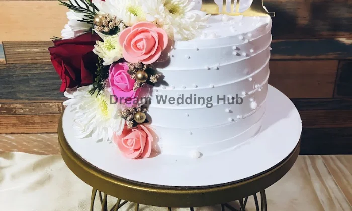 Creamy Treats Cakes