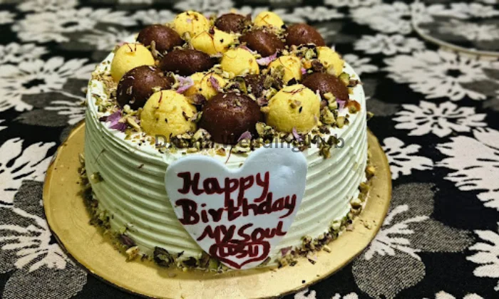 Crown Cakes