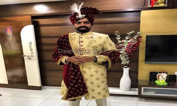 Crown Men's Wear
