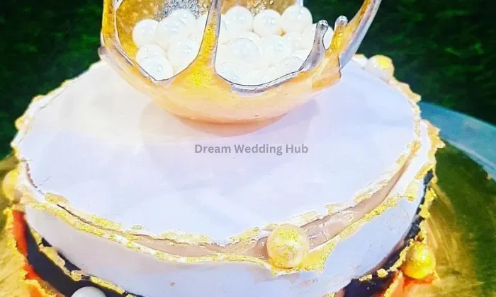 Custom Cakes
