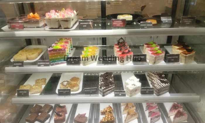 D14 Dessert Corner