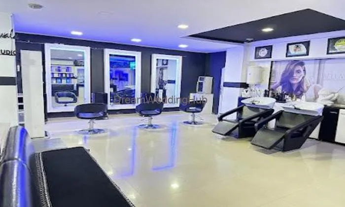Dadhiwala Salon & Institute | Best Salon In Bhilwara For Hair, Makeup & Beauty Parlour Services