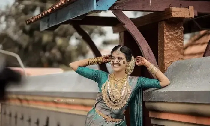Dakshas Bridal Makeover Studio