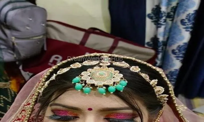 Dakshita Beauty Saloon