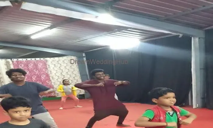 Dance Freakzz Studio (dfs Dance Company)