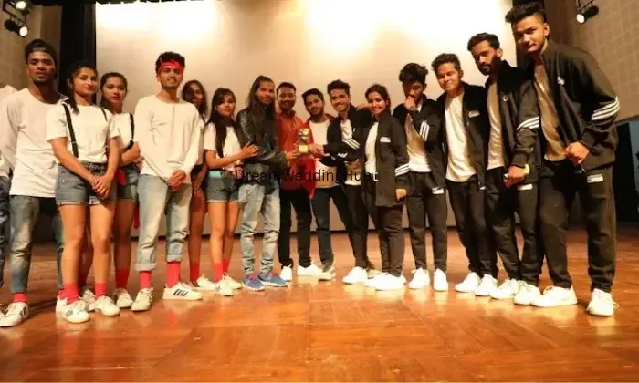 Dance Ka Adda Dance