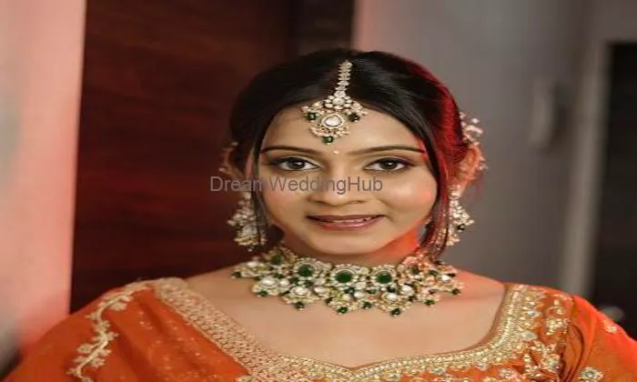 Darshna Mehta Makeover And Makeup Artist Academy