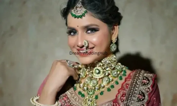 Darya Makeup Studio