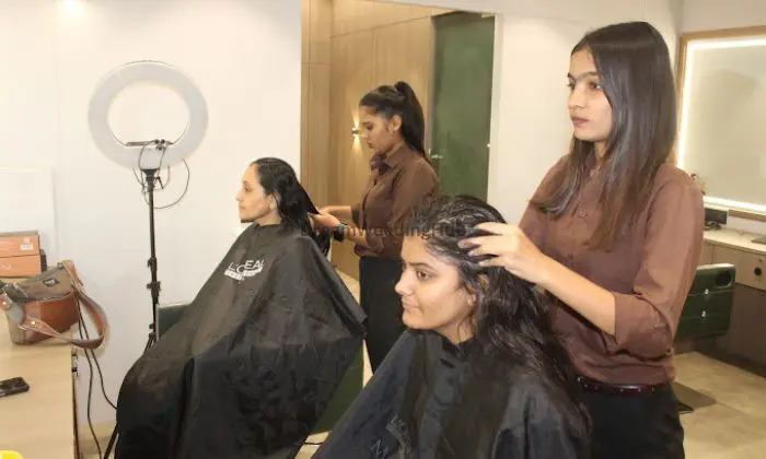 D'brothers Hair & Makeup Studio