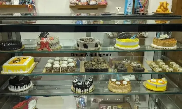 De Luscious Cakes