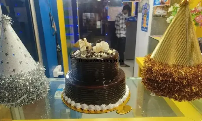 Delhi Icecream And Cake