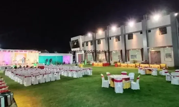 Deshmukh Celebration Lawn And Banquet Hall