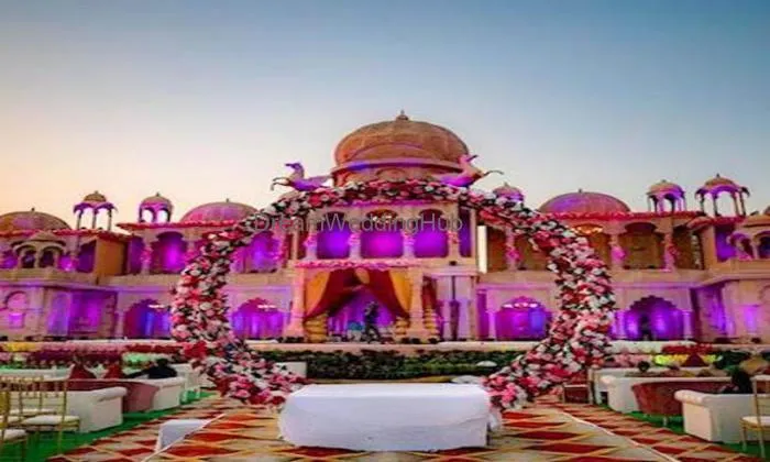 Destination Wedding Venue - Blue Sky Lawn