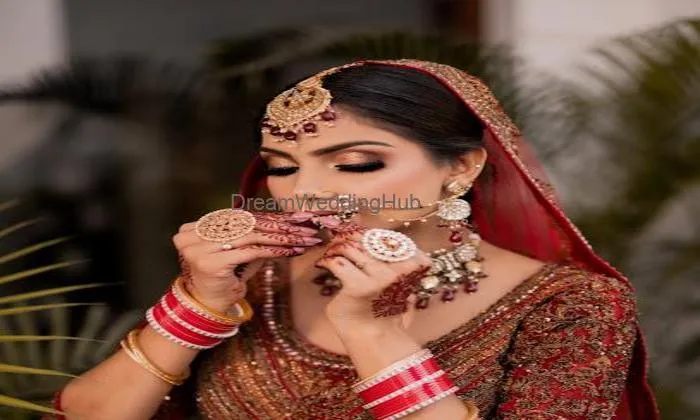 Dev Makeup Studio