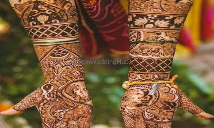 Dev Mehndi Artist | Mehndi Studio All Mumbai Home Service