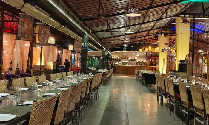 De'villa Garden Restro Lounge