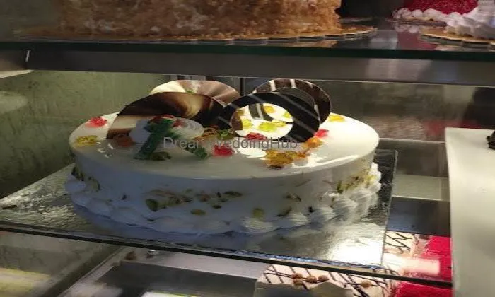 Dev's Bakery, Geetabhawan