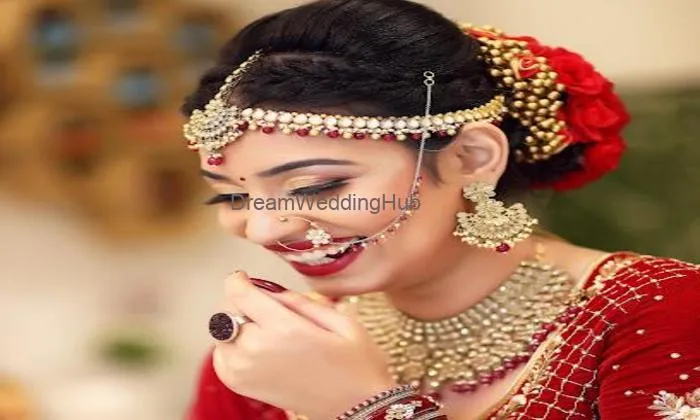 Dhanashree Beauty Parlour