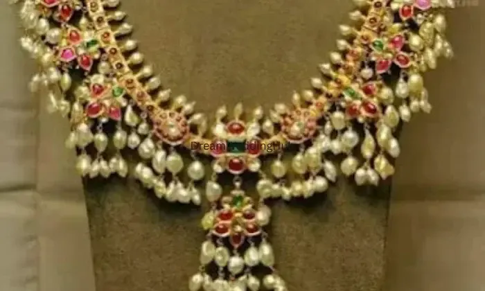 Dhanraj Jeweller