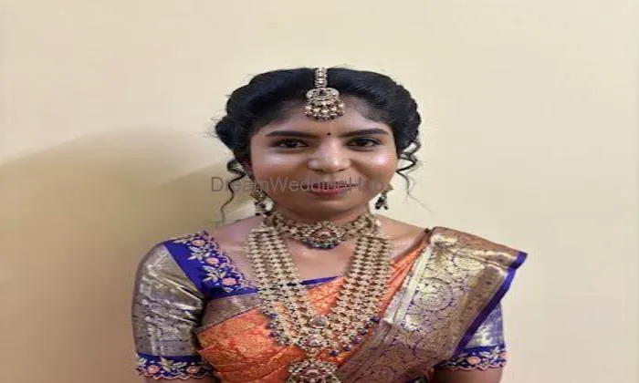 Dharu Makeoverartistry