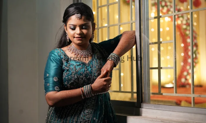 Dhivyasri Makeover Artistry