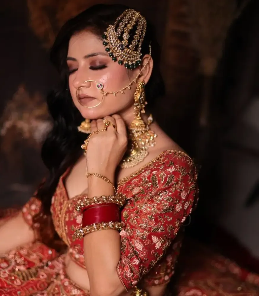 Dimple Arora - Best Makeup Artist In Agra