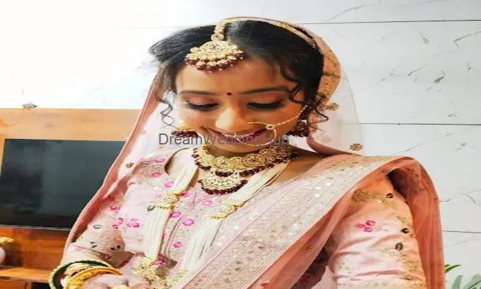 Disha Joshi Makeover
