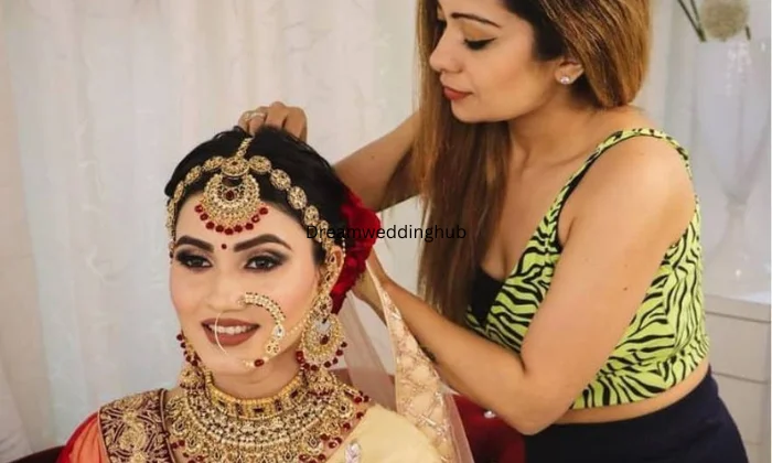 Diva Beauty Parlour N Makeup Studio