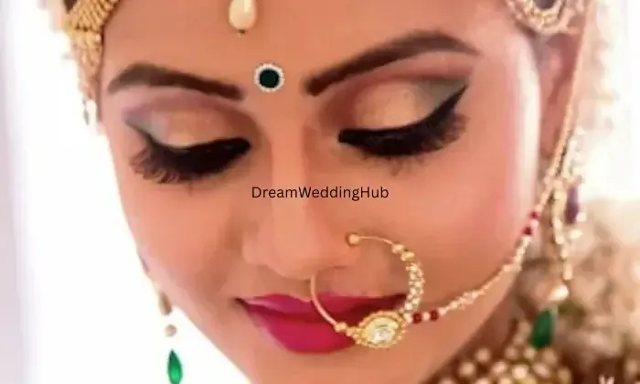 Diva Salon  Academy Makeup