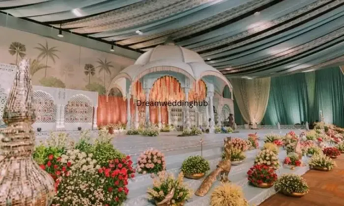 Divine Decors