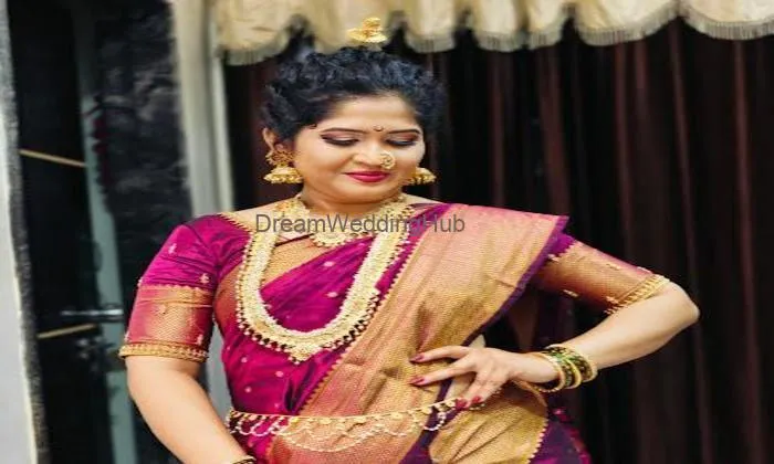 Divya Beauty Parlour, Davangere Divya Beauty Parlour, Davangere