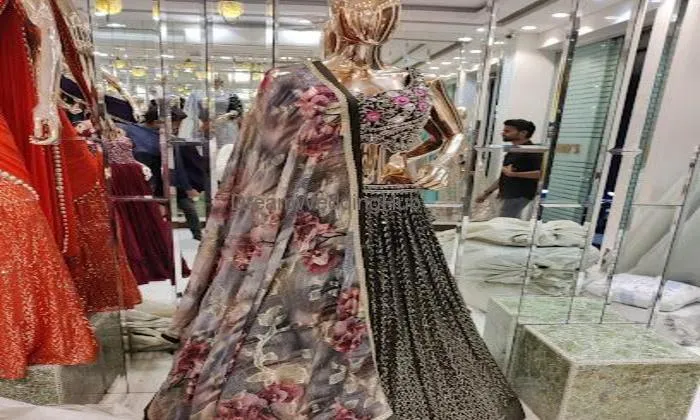 Divya Fashion