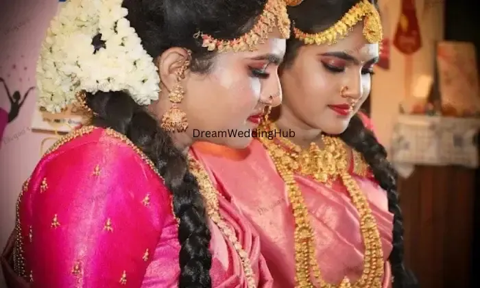 Divyaas Acu  Beauty