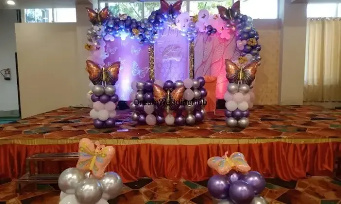 Dj  Balloon Decoration